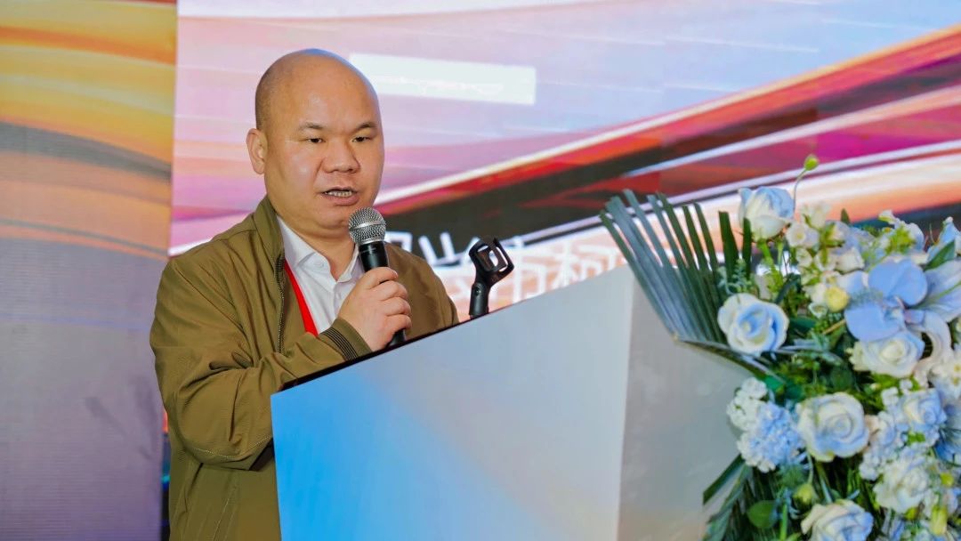 拓展國內(nèi)市場，深化協(xié)同共贏！?2025“絲路柯橋·布滿全球”對接會走進(jìn)長沙