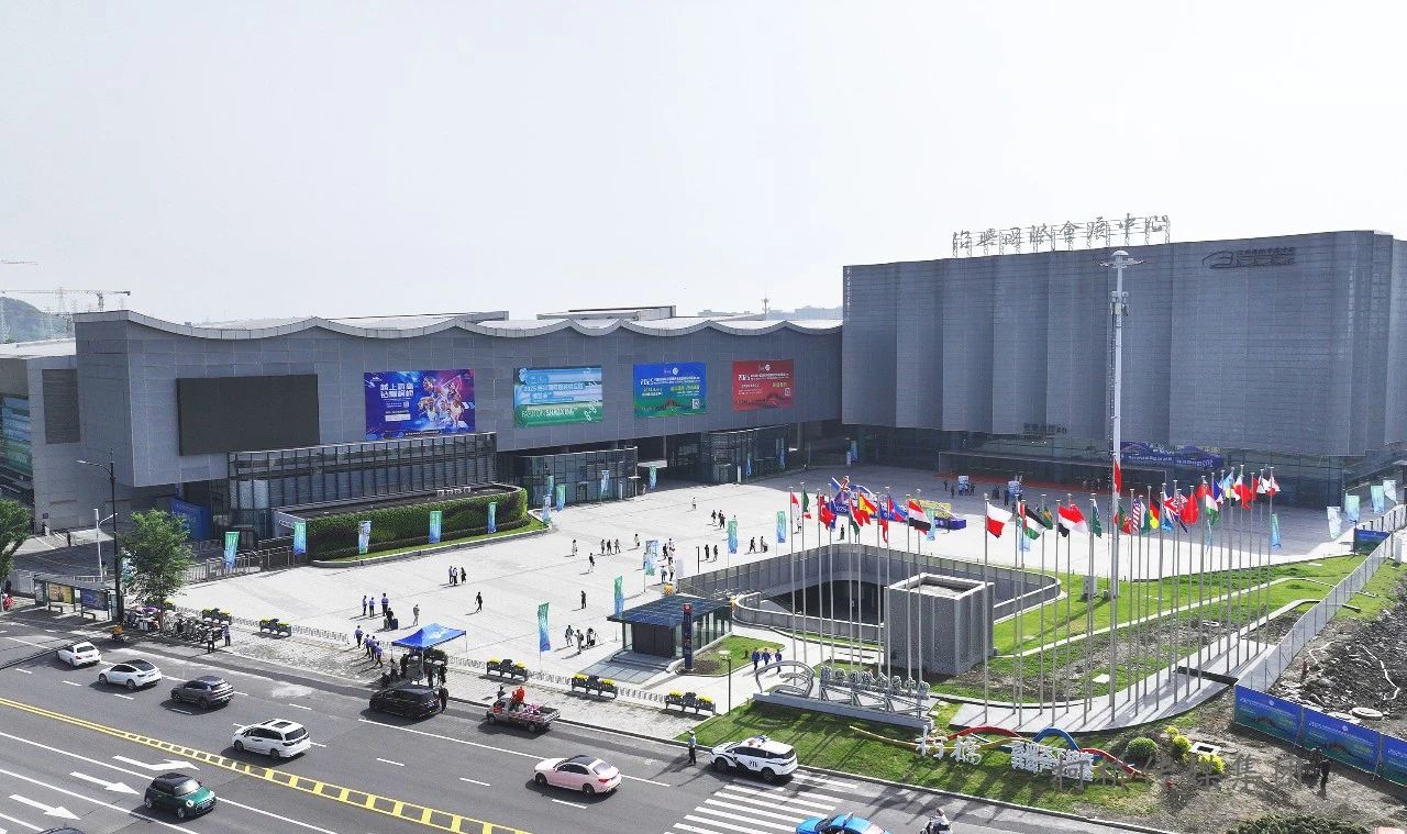 新形勢(shì)、新機(jī)遇，2025柯橋春季國(guó)際紡博會(huì)拉開(kāi)帷幕，全方位展示中國(guó)紡織發(fā)展的強(qiáng)韌